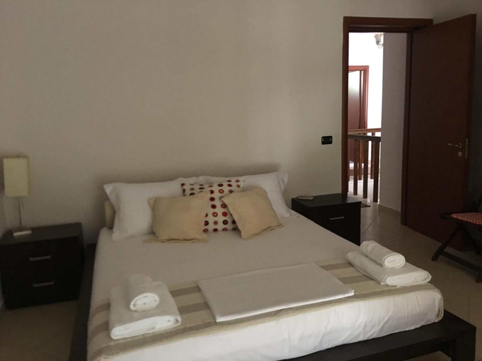 Vacation Home In Gjiri I Lalezit, Lalez, ดูร์เรส ภายนอก รูปภาพ